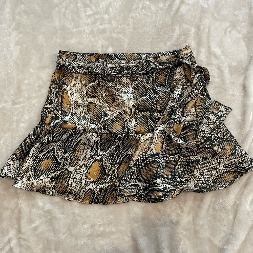 Zara snake skin skirt/skort